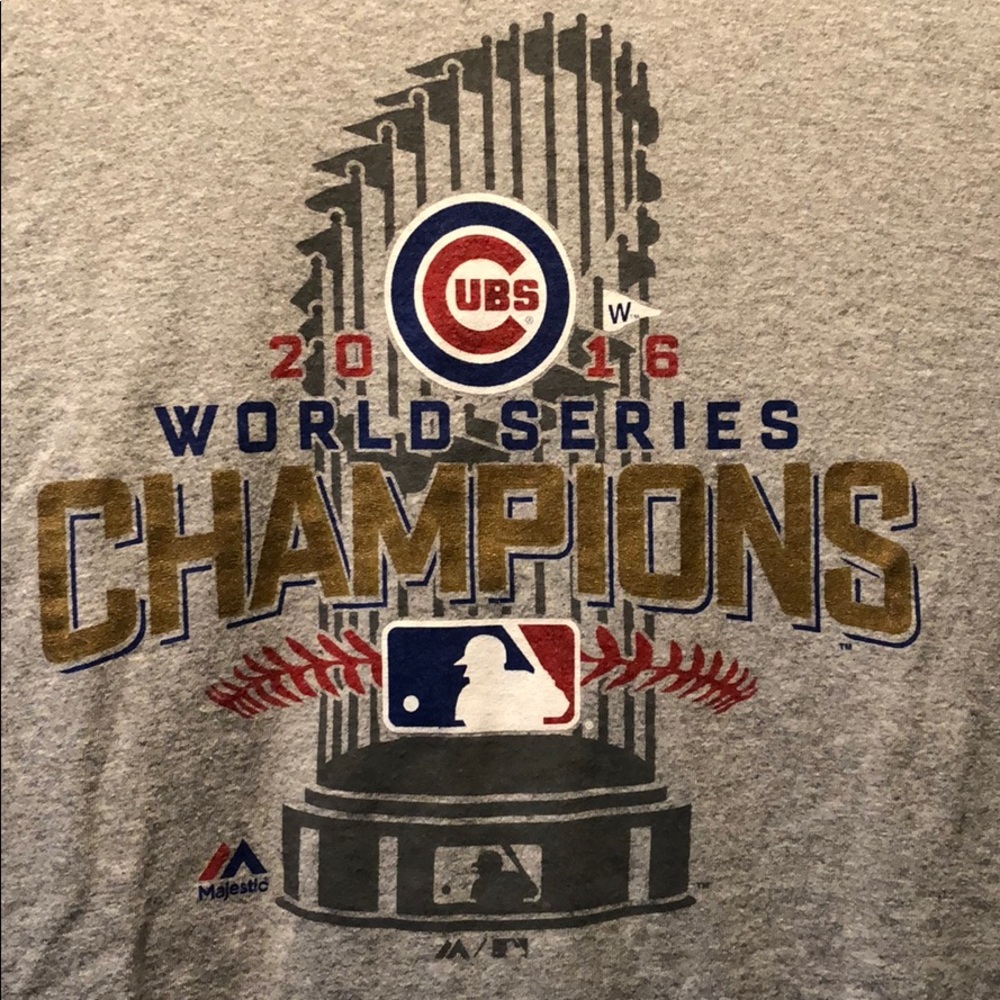 Chicago Cubs 2016 World Champions  T-shirt.  XL